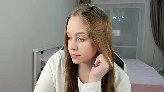 endlesssoffi online show from December 27, 2:25 am