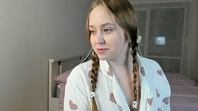 endlesssoffi online show from December 27, 11:53 pm