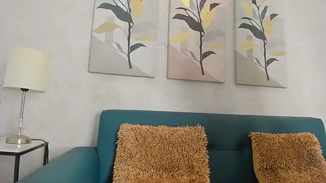 kayna gomez online show from March 6, 7:43 pm