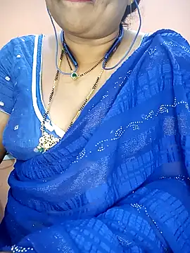 Snapshot of Sexy-Telugunayana2 chatting on December 20, 6:45 pm Sexy-Telugunayana2 online show from December 20, 6:45 pm