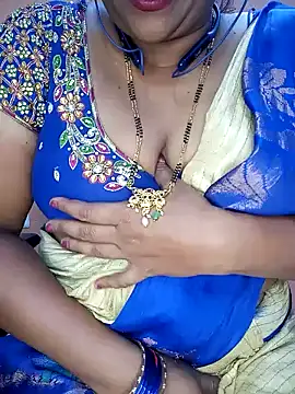 Snapshot of Sexy-Telugunayana2 chatting on December 21, 1:53 pm Sexy-Telugunayana2 online show from December 21, 1:53 pm