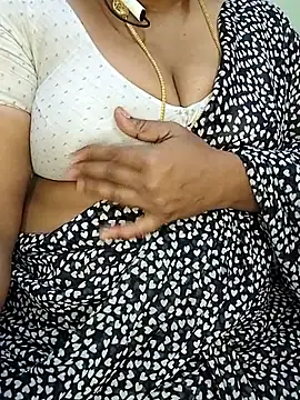 Snapshot of Sexy-Telugunayana2 chatting on November 11, 5:57 pm Sexy-Telugunayana2 online show from November 11, 5:57 pm