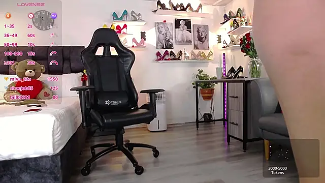 Snapshot of Carlajohnson chatting on February 16, 4:53 am Carlajohnson online show from February 16, 4:53 am