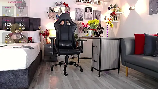 Snapshot of Carlajohnson chatting on October 17, 12:14 am Carlajohnson online show from October 17, 12:14 am