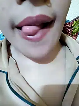 Anki-doll online show from February 9, 1:03 pm