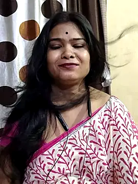 yoursweety09 online show from September 20, 12:00 am