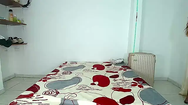 Snapshot of selfsuck_trans chatting on October 2, 5:14 am selfsuck trans online show from October 2, 5:14 am