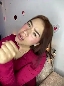 Im Valen Cute online show from March 14, 10:05 pm