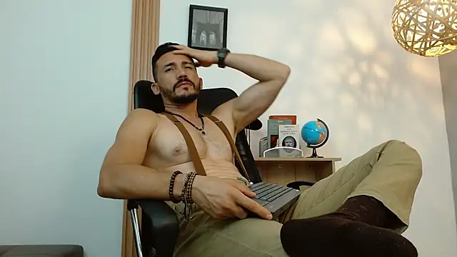 Reiko 85  online show from February 15, 1:10 am