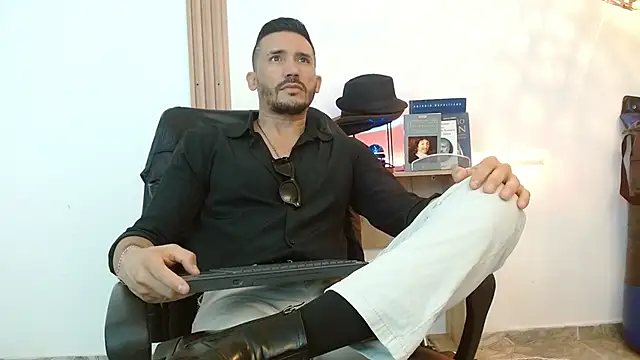 Reiko 85  online show from November 24, 3:01 pm