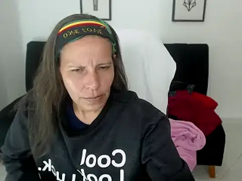 Milf karlye online show from February 1, 5:07 am