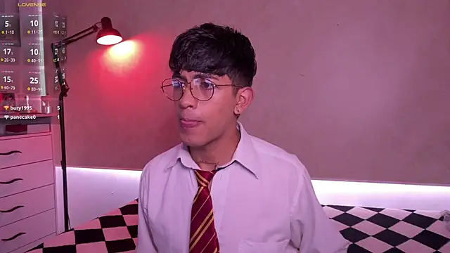 Snapshot of teobowny_ chatting on October 5, 7:34 pm teobowny online show from October 5, 7:34 pm