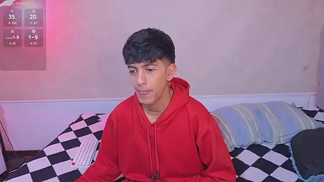 Snapshot of teobowny_ chatting on November 27, 1:35 pm teobowny online show from November 27, 1:35 pm