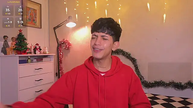 Snapshot of teobowny_ chatting on December 16, 1:10 am teobowny online show from December 16, 1:10 am