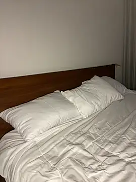 Snapshot of navywildxxx chatting on February 3, 5:24 pm navywildxxx online show from February 3, 5:24 pm