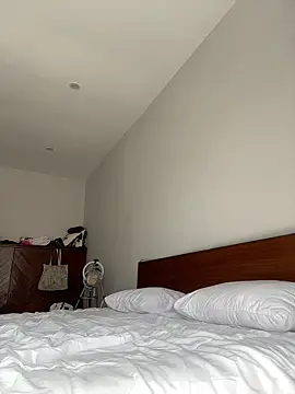 Snapshot of navywildxxx chatting on March 1, 8:23 am navywildxxx online show from March 1, 8:23 am