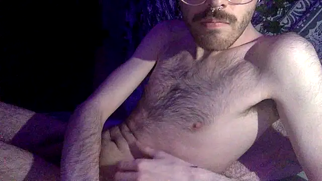 Snapshot of hairynhorny992 chatting on February 10, 2:19 am hairynhorny992 online show from February 10, 2:19 am