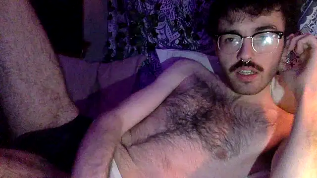 Snapshot of hairynhorny992 chatting on November 30, 3:21 am hairynhorny992 online show from November 30, 3:21 am