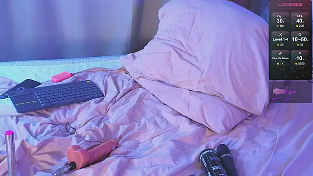 Devilsss toy online show from December 9, 5:30 pm