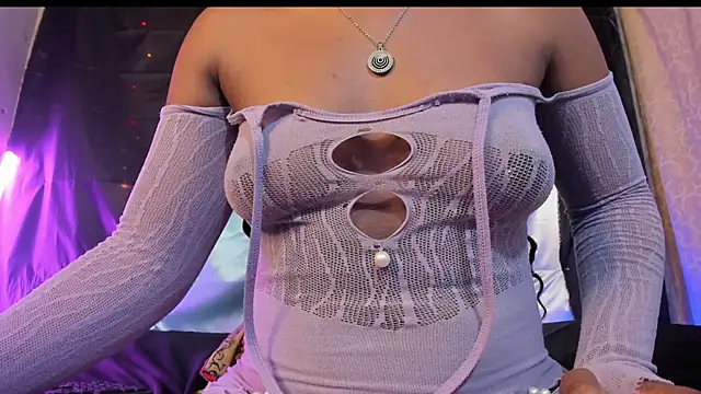 Snapshot of DeisyHarper chatting on March 13, 3:06 pm DeisyHarper online show from March 13, 3:06 pm