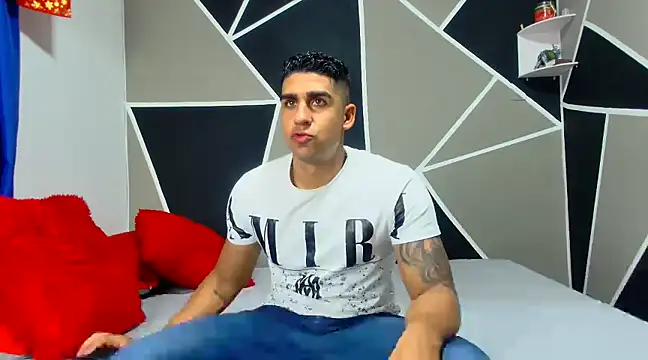 astrom greyy online show from December 19, 6:45 am