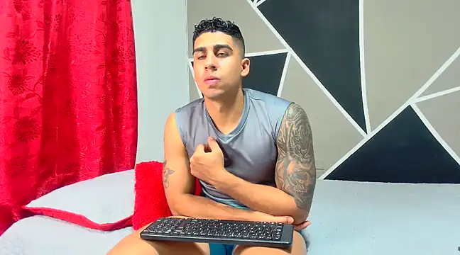 astrom greyy online show from January 14, 9:51 pm