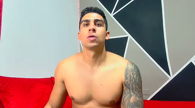 astrom greyy online show from February 9, 1:22 am