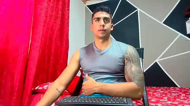 astrom greyy online show from March 3, 7:39 pm