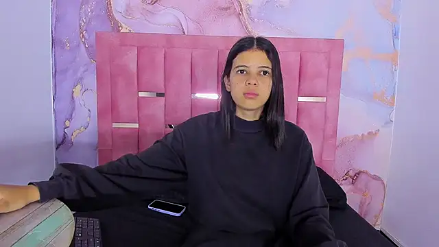 LizzMartin online show from December 18, 7:19 pm