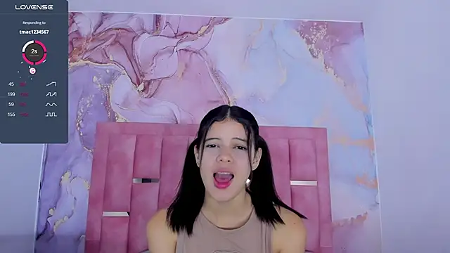 LizzMartin online show from January 13, 7:10 pm