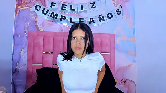 LizzMartin online show from January 30, 6:43 pm