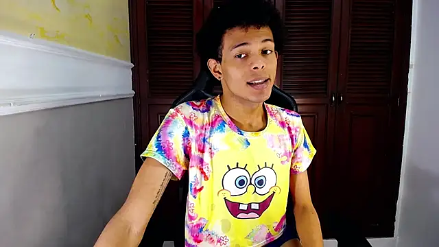 Snapshot of rose_Skinny_ chatting on September 22, 9:17 pm rose Skinny online show from September 22, 9:17 pm