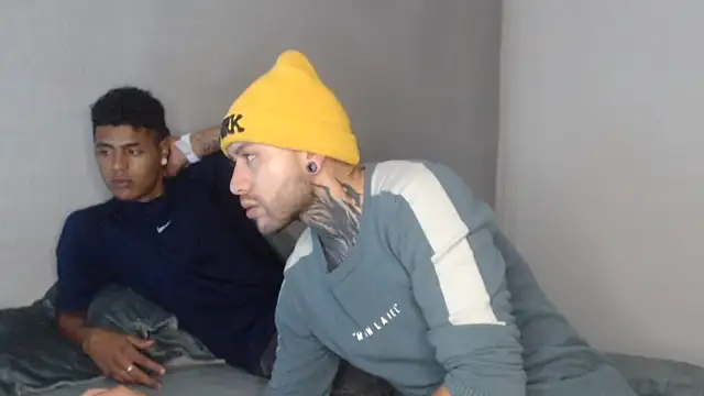 Snapshot of _tatho_perovich_ chatting on December 18, 4:29 am tatho perovich online show from December 18, 4:29 am