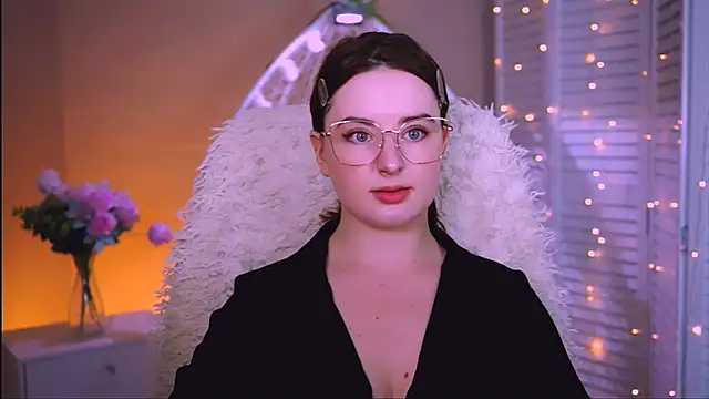 AnnTerry  online show from October 3, 11:51 am