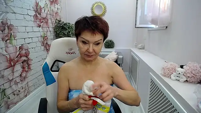 Cutie Asya online show from October 22, 4:24 am