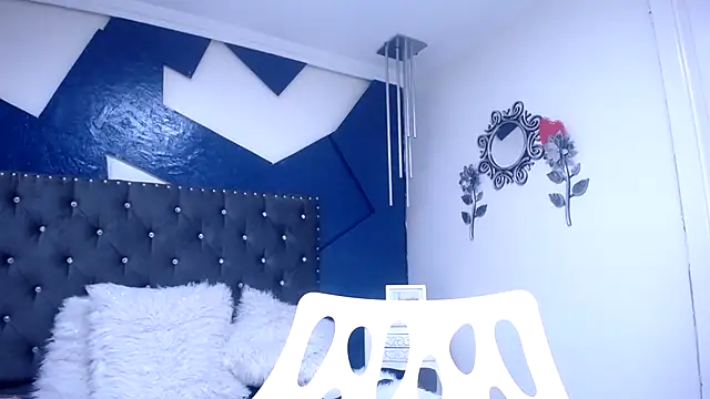 Charlottee Brown2 online show from March 2, 7:23 pm