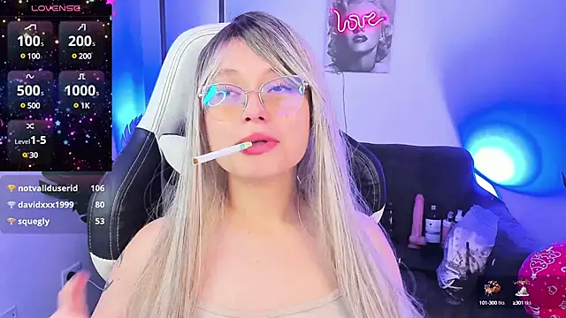 Snapshot of blackberrys_ chatting on January 4, 3:07 pm blackberrys online show from January 4, 3:07 pm