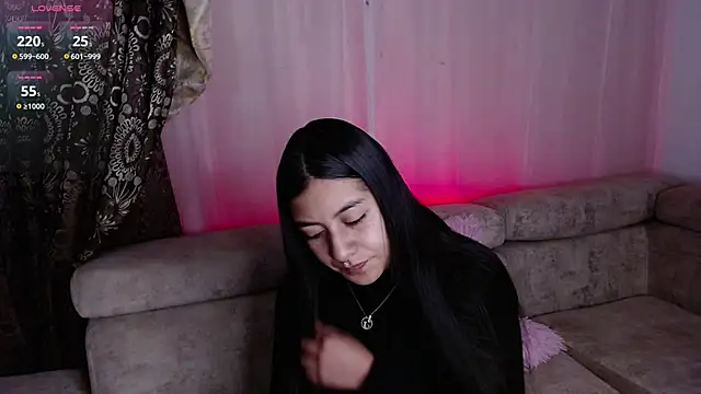 Paulis gh online show from December 18, 11:45 am