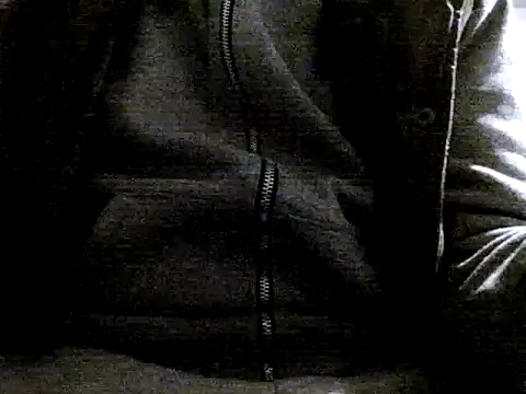 Snapshot of frank32love chatting on December 4, 3:32 pm frank32love online show from December 4, 3:32 pm