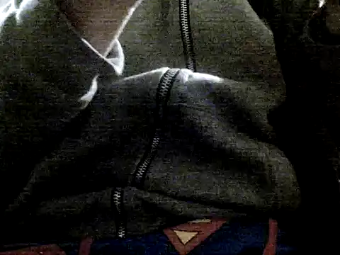 Snapshot of frank32love chatting on December 5, 5:04 am frank32love online show from December 5, 5:04 am