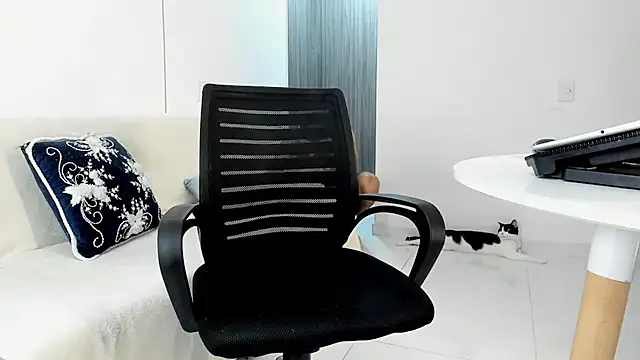 JuanDiegoKing online show from September 26, 12:47 am