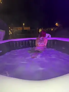 Snapshot of mrs_skinny_goddess chatting on February 20, 6:35 pm mrs skinny goddess online show from February 20, 6:35 pm