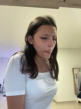 Snapshot of EmySofia chatting on December 20, 10:22 pm EmySofia online show from December 20, 10:22 pm