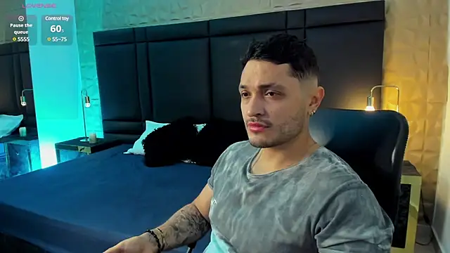 JossAckland online show from January 11, 11:34 am