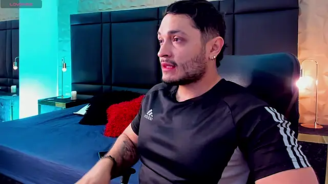 JossAckland online show from February 27, 11:41 am