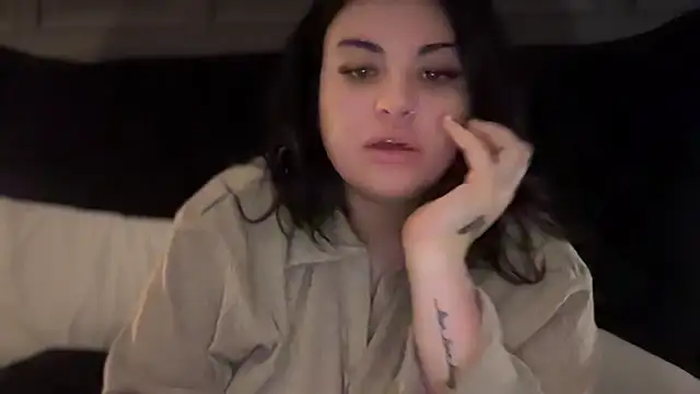 curvybabesx1 online show from October 15, 1:44 pm