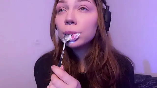 PaulaPratt online show from January 27, 3:37 am