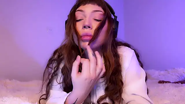 PaulaPratt online show from January 28, 2:43 am