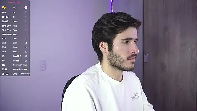 Tony Wylie online show from December 18, 8:31 am