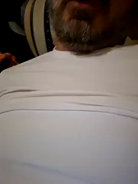 Snapshot of 1talianBeutifulCock chatting on December 26, 3:20 pm 1talianBeutifulCock online show from December 26, 3:20 pm